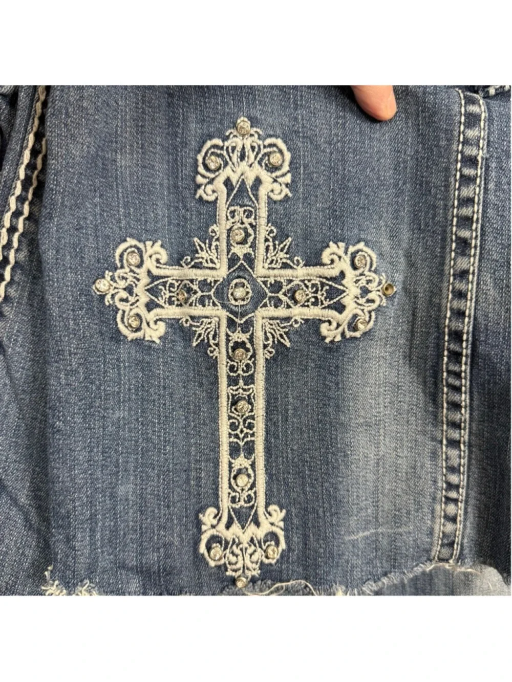 Cowgirl‎ Tuff Victory White Cross Embroidered Bootcut Jeans 33x37
